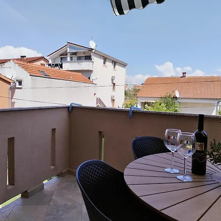 Family Apartment B&B Biograd Na Moru Exterior photo