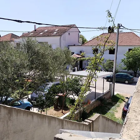 Family Apartment B&B Biograd Na Moru Exterior photo